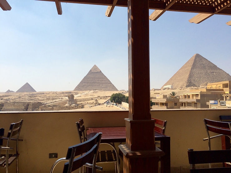 Pyramids Pizza Hut. Cairo on a Budget: 10 Cheap Ways To Enjoy The City