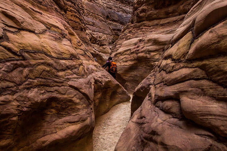 hiking in sinai egypt. 7 Extreme Adventure Experiences in Egypt for Adrenaline Junkies