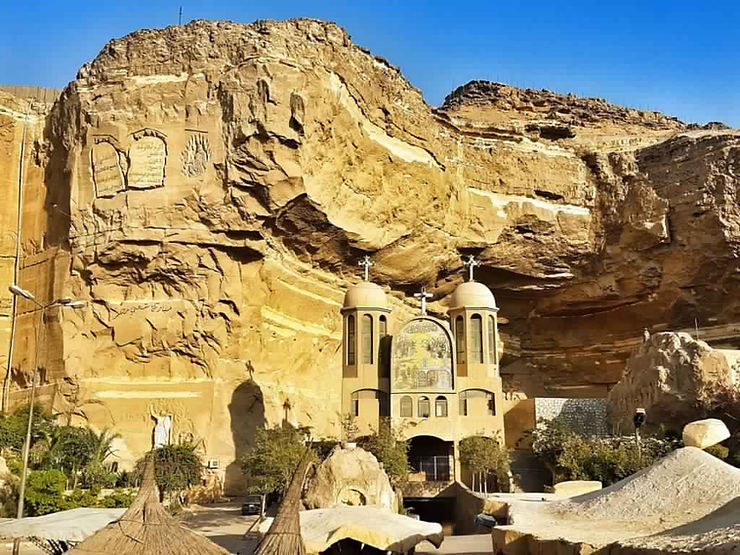 cave church in egypt. monastery of simon the tanner. best churches, cathedrals and monasteries in egypt