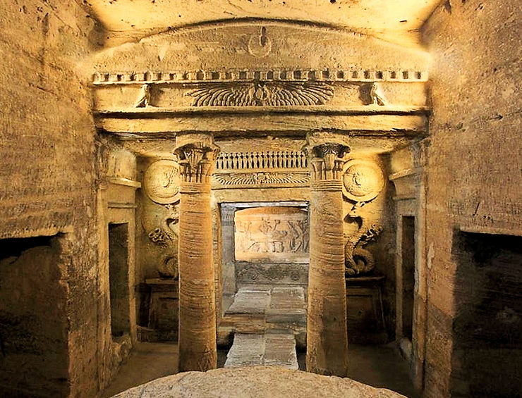 Catacombs of Kom el Shoqafa virtual tour
